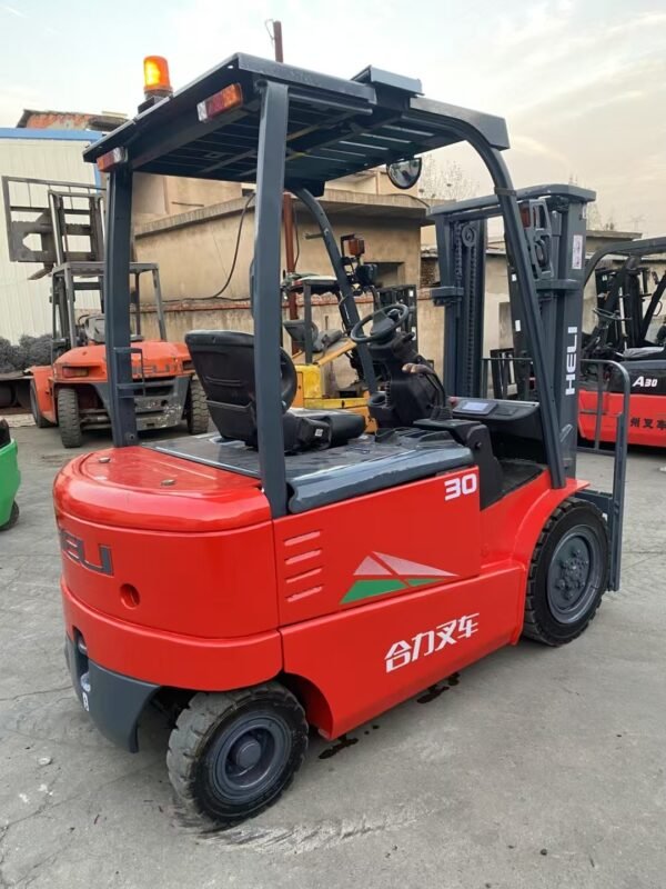 Forklift